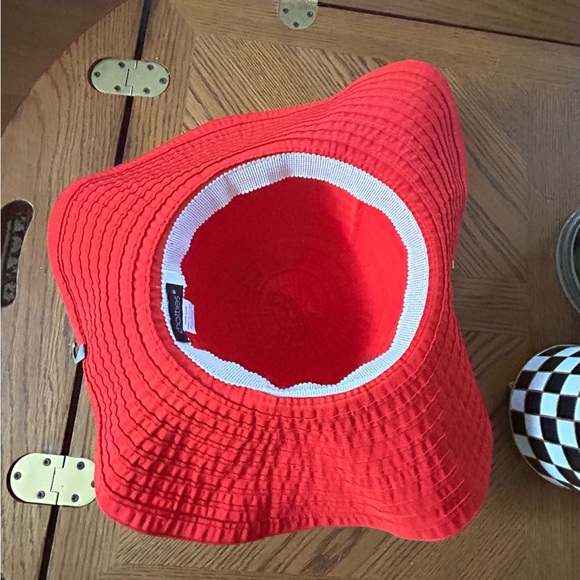 Red Floppy Sun Hat - Picture 6 of 7